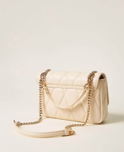 Medium quilted shoulder bag