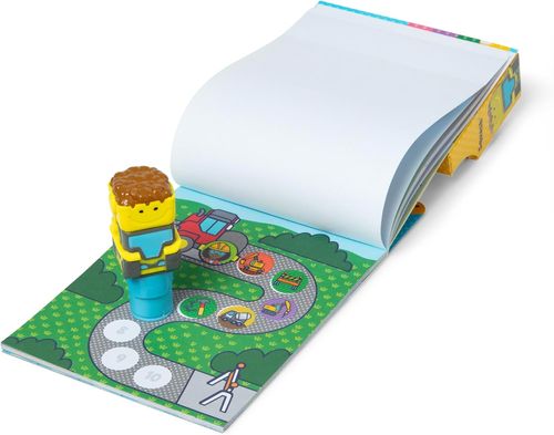 Sticker WOW! חוברת מדבקות 24 דפים עם מכשיר הדבקה אוטומטי ו 300 מדבקות - כלי רכב כבדים