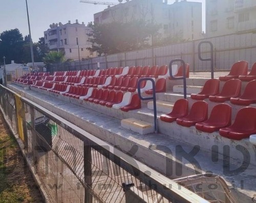 מושבי טריבונה לאיצטדיונים