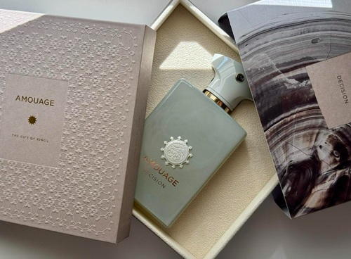 בושם יוניסקס Amouage Decision EDP 100 ml