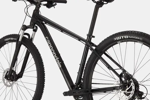 Cannondale Trail 8 - שחור 