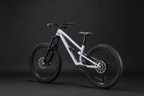 אופני שיכוך מלא לילדים ונוער קומנסל קלאש - COMMENCAL CLASH PURE WHITE 24