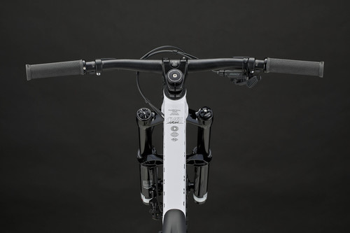 אופני שיכוך מלא לילדים ונוער קומנסל קלאש - COMMENCAL CLASH PURE WHITE 24