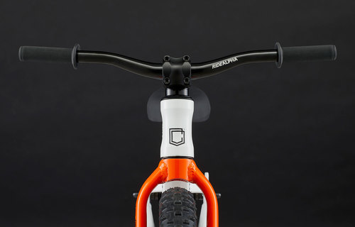 אופני איזון לילדים קומנסל לבן - COMMENCAL RAMONES 12 PUSH BIKE