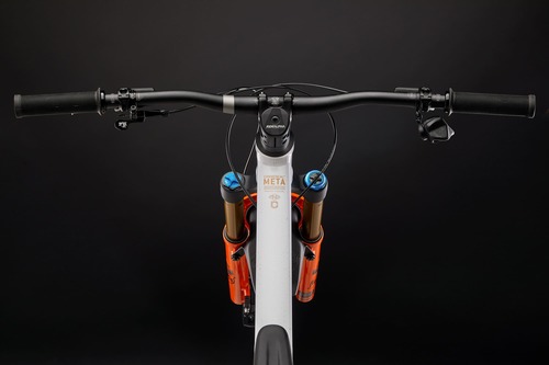 אופני אנדורו קומנסל לבן - COMMENCAL META V5 SIGNATURE