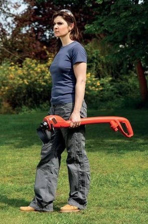 חרמש חשמלי Black+Decker GL250 250W