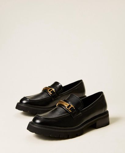 Loafers with Oval T clasp