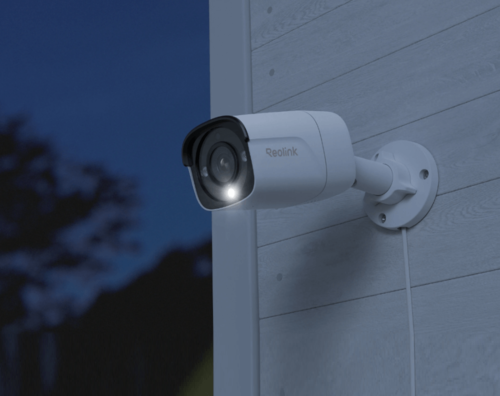 מצלמת PoE 12MP עם ספוטלייט וראיית לילה בצבע - Reolink P340