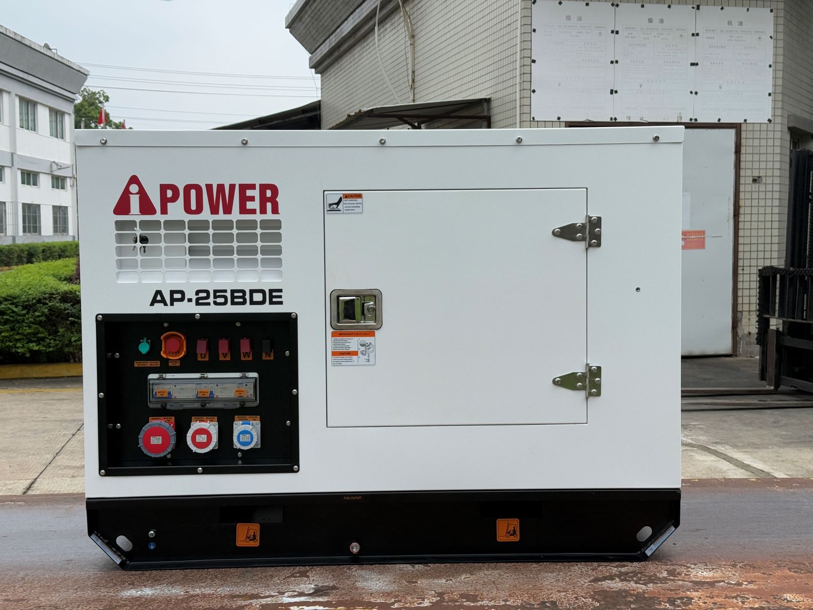 גנרטור דיזל מושתק קירור מים A-ipower מנוע Baudouin הספק 27KVA