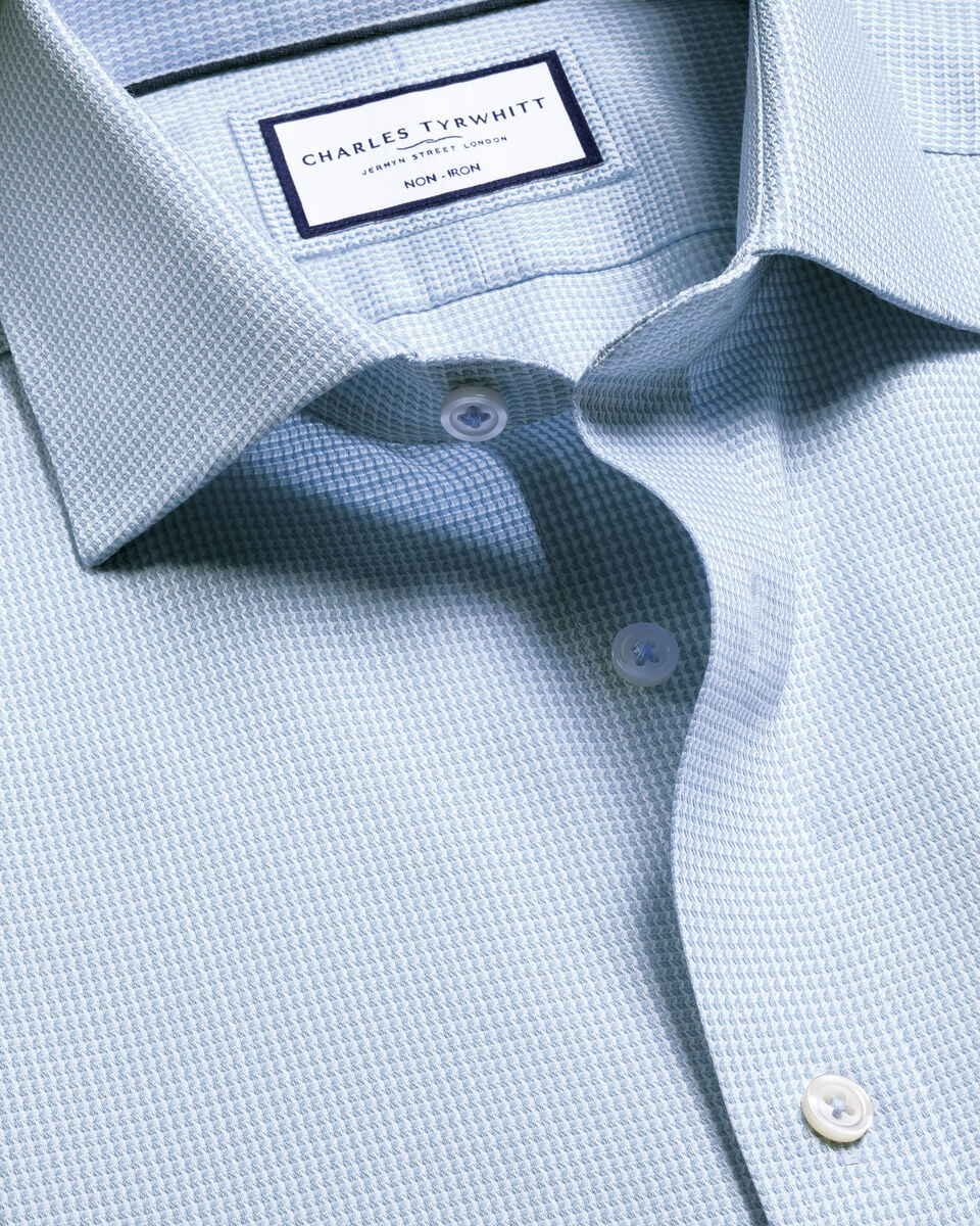 חולצה גזרת קלאסיק -Sky Blue Non-Iron Stretch Burlington Weave Cutaway Classic Fit Shirt