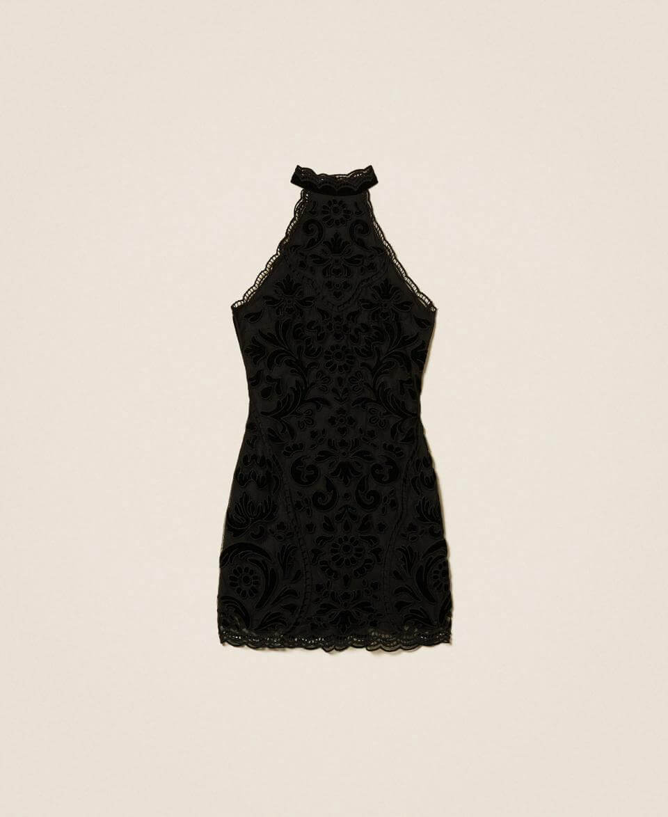 Short tulle dress with embroidery