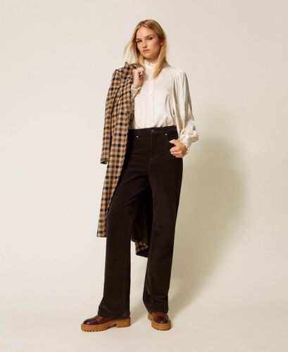 Five-pocket corduroy trousers