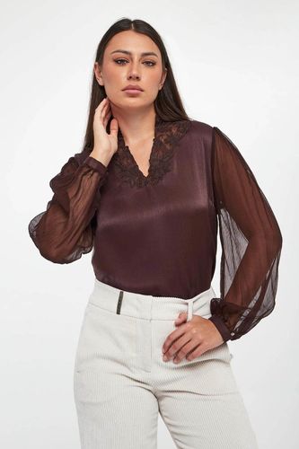 WOVEN BLOUSE