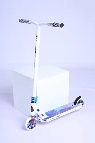 קורקינט פעלולים LEO PRO S7 - לבן 