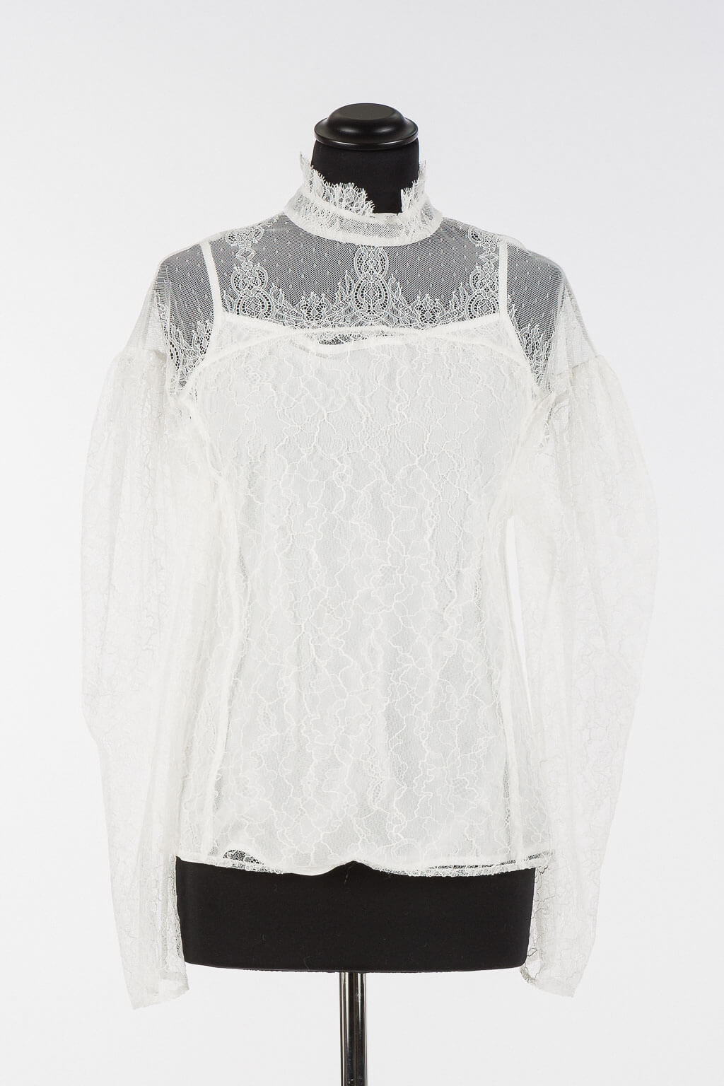 Lace blouse with ruffles