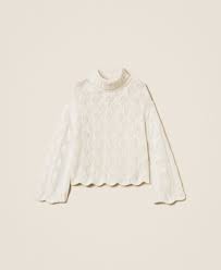 Wool blend turtle neck jumper with scalloped hem