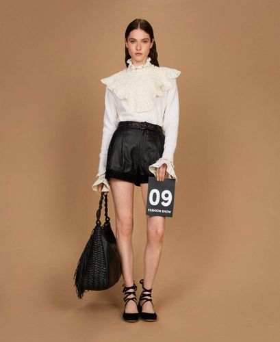 Leather shorts with belt