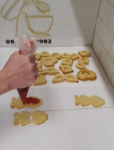 קורצן ליצן בגובה 9.5 ס