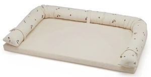 משטח החתלה 100% כותנה טטרא עם מגן ראש לשידת החתלה - שמנת/תותי עץ