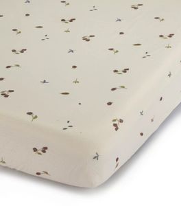 סדין מעוצב לעריסת תינוק 100% כותנה טטרא - שמנת / תותי עץ