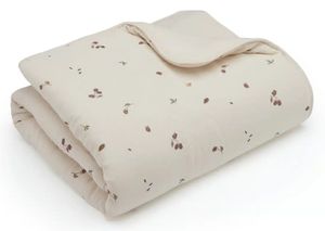 שמיכת תינוק רב עונתית עם מילוי 100% כותנה טטרא 100x75 ס"מ - שמנת / תותי עץ