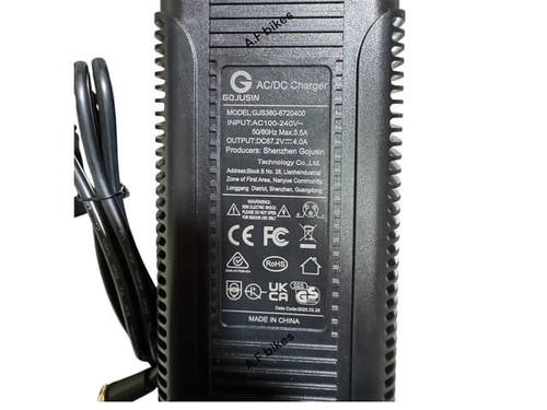מטען 60V מהיר 4A לאופניים וקורקינט חשמלי