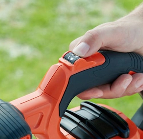 מפוח אוויר ושואב עלים חשמלי Black+Decker BEBLV300 3000W