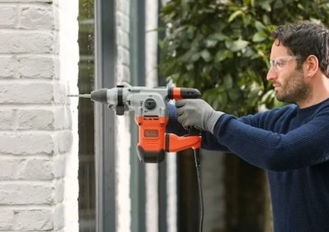 פטישון עוצמתי Black+Decker BEHS03K-QS 1250W