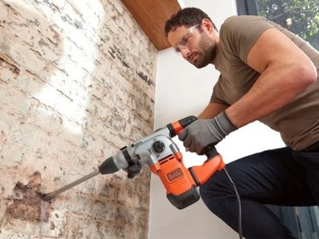 פטישון עוצמתי Black+Decker BEHS03K-QS 1250W