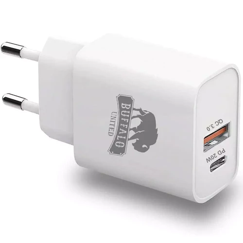מטען קיר עם חיבור USB וחיבור PD Type-C מבית Buffalo United