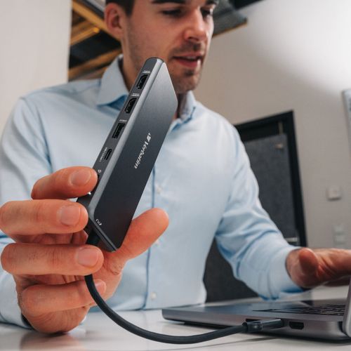 תחנת עגינה USB-C™ Pro Multiport Hub CMH 14 – 14 Ports Verbatim ורבטים