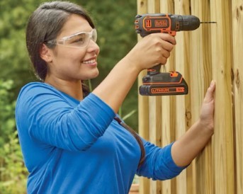 מקדחה/מברגה Black+Decker BDCDC18