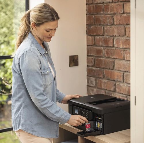  מדפסת הזרקת דיו משולבת אלחוטית Brother DCP-J1360DW