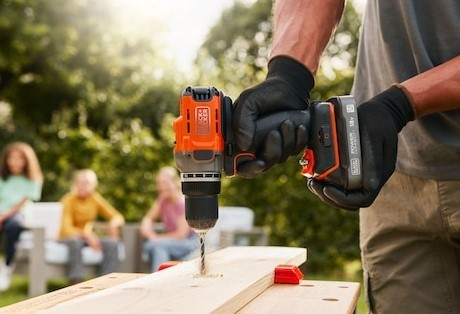 מברגה/מקדחת פטיש Black+Decker BCD383D1XC-QW