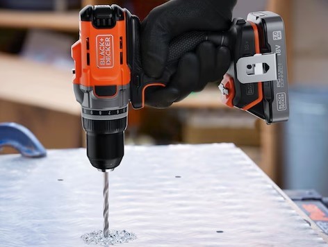 מברגה/מקדחת פטיש Black+Decker BCD383D1XC-QW
