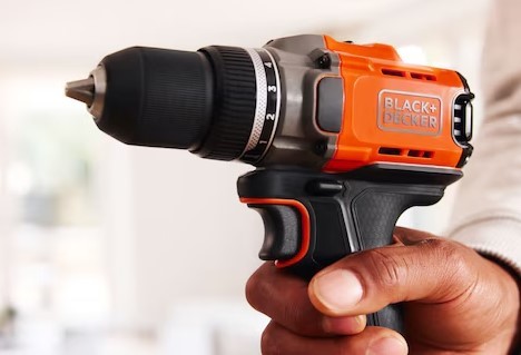 מברגה/מקדחת פטיש Black+Decker BCD383D1XC-QW