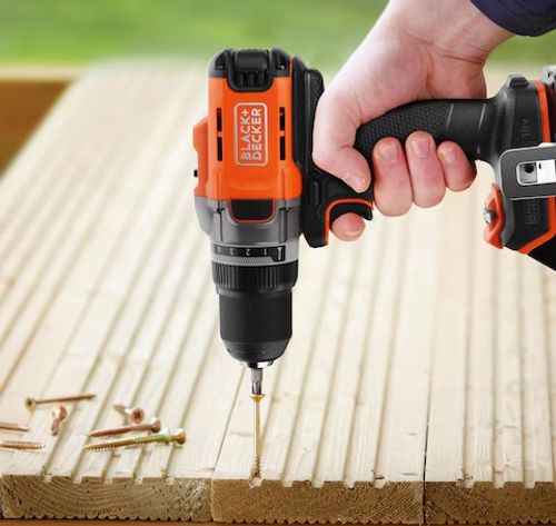 מברגה/מקדחת פטיש Black+Decker BCD383D1XC-QW