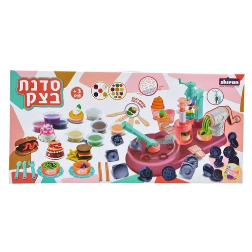 ערכת בצק הכוללת מטחנה, מכונת גלידה, תבניות עיצוב, דוחס, בצק ב-8 צבעים ומגוון אביזרים