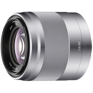 Sony E-mount 50mm F1.8 OSS זמין