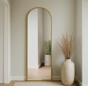 מראה חצי עגולה זהב 