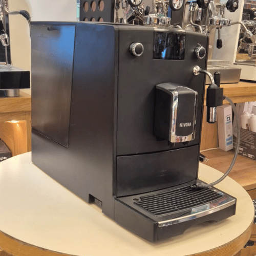 מכונת אספרסו ניבונה במצב מצויין