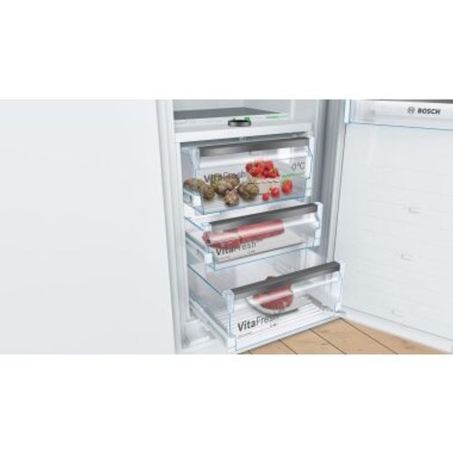 מקרר אינטגרלי 56 ס''מ מבית BOSCH בוש דגם KIF81HOD0    ****מתצוגה****