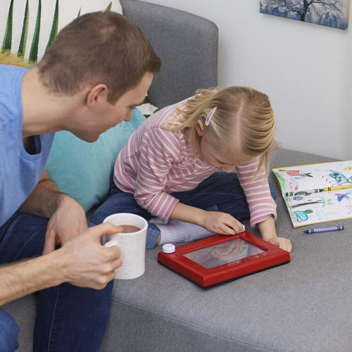 לוח ציור מחיק אדום קלאסי ETCH AND SKETCH 