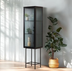 דובאי | ויטרינה צרה | שחור