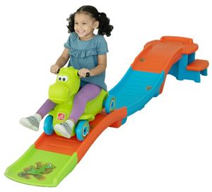 מסלול רכבת הרים במדרון דינוזאור Dino Dash Up & Down Roller Coaster דגם 4404