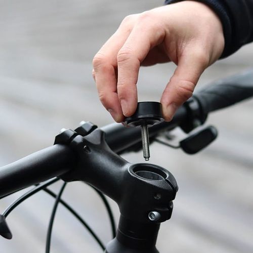 מתקן לפלאפון SHAPEHEART BIKE STEM כולל כיסוי