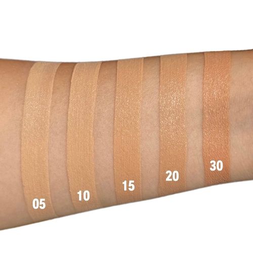 מייק אפ מלו ווילז Malu Wilz ראדיאנט לייט RADIANT LIGHT FOUNDATION