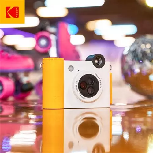KODAK מצלמת אינסטנט מדגם Smile Plus (שחור)