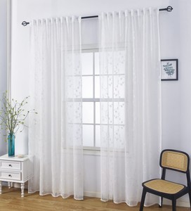 וילון השחלה אופל רקום – לבן ‎140×160 ס״מ