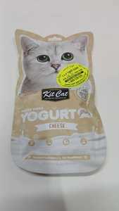  kit cat yogurt חטיף מיובש בהקפאה לחתולים בטעם עוף גבינה מבצע - קנה אחד קבל את השני חינם ! 10 יחידות של 10 גרם כל אחת ( סה"כ 100 גרם )